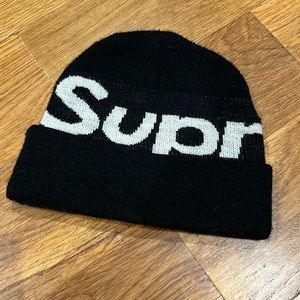 Supreme beanie black